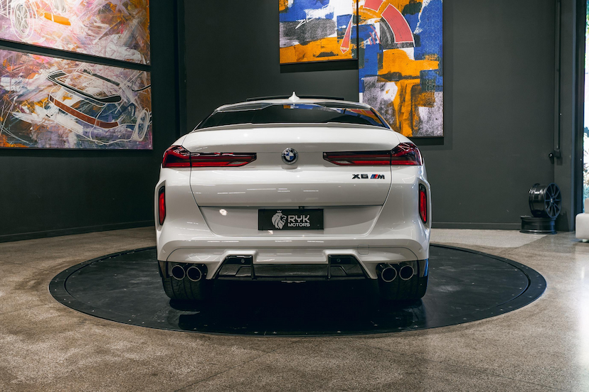 Foto do veículo BMW X6 4.4 M 4X4 COUPÉ V8 32V BI-TURBO GASOLINA 4P AUTOMÁTICO 2021 34.604 KM 529.900,00