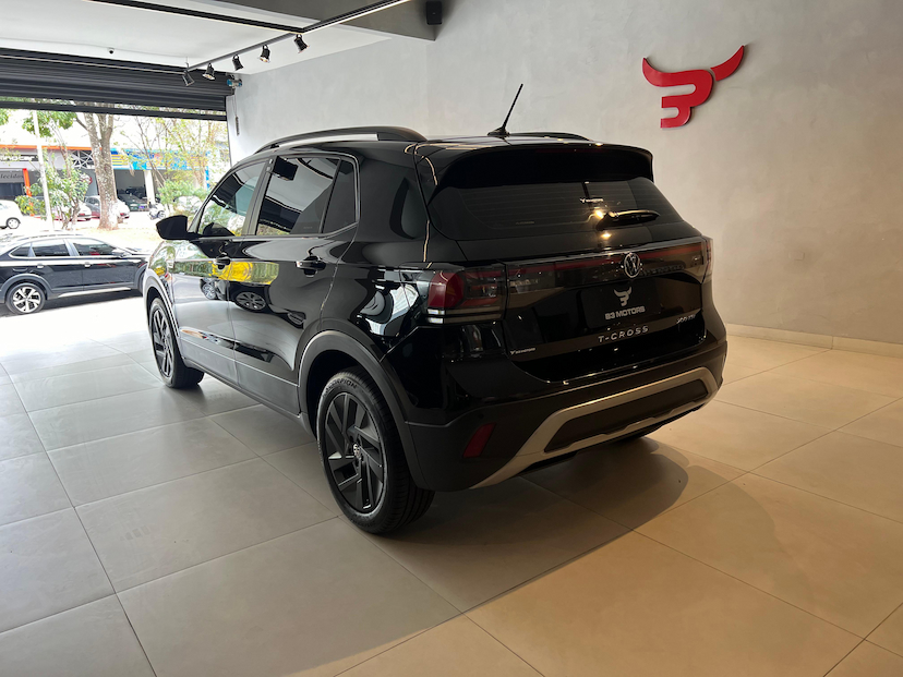 Foto do veículo VOLKSWAGEN T-CROSS 1.0 200 TSI TOTAL FLEX COMFORTLINE AUTOMÁTICO 2025 28.344 KM 145.900,00
