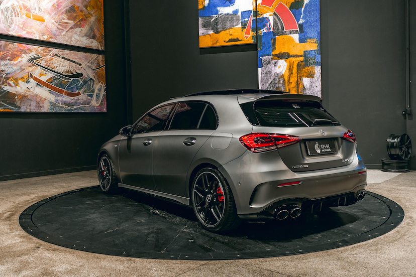 Foto do veículo MERCEDES-BENZ A 45 AMG 2.0 CGI GASOLINA S 4MATIC SPEEDSHIFT 2022 38.953 KM 381.900,00
