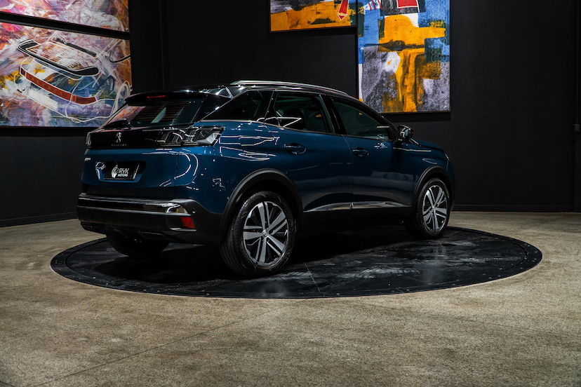 Foto do veículo PEUGEOT 3008 1.6 16V THP GASOLINA GRIFFE AUTOMÁTICO 2022 62.400 KM 154.900,00
