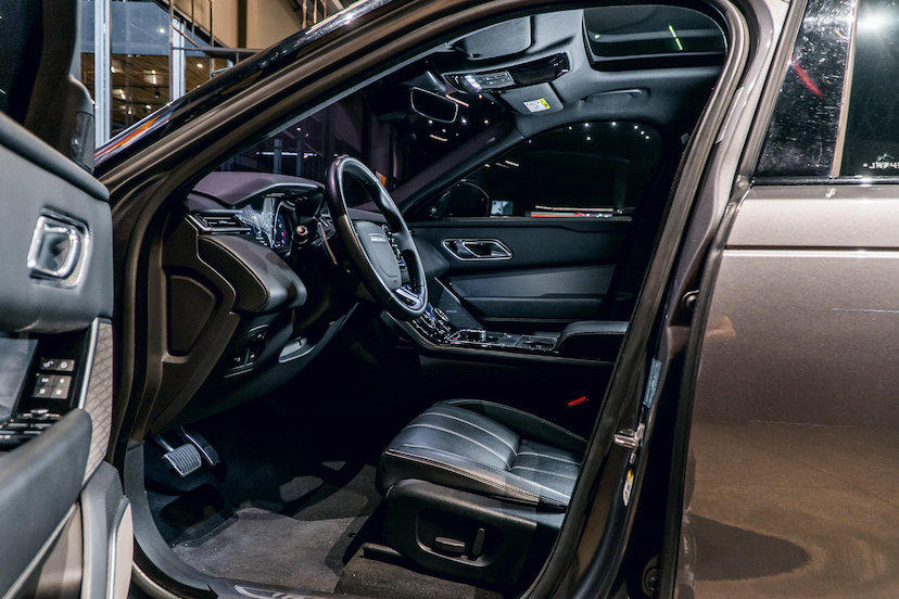 Foto do veículo LAND ROVER RANGE ROVER VELAR 3.0 V6 P380 GASOLINA R-DYNAMIC SE AUTOMÁTICO 2018 40.350 KM 309.900,00