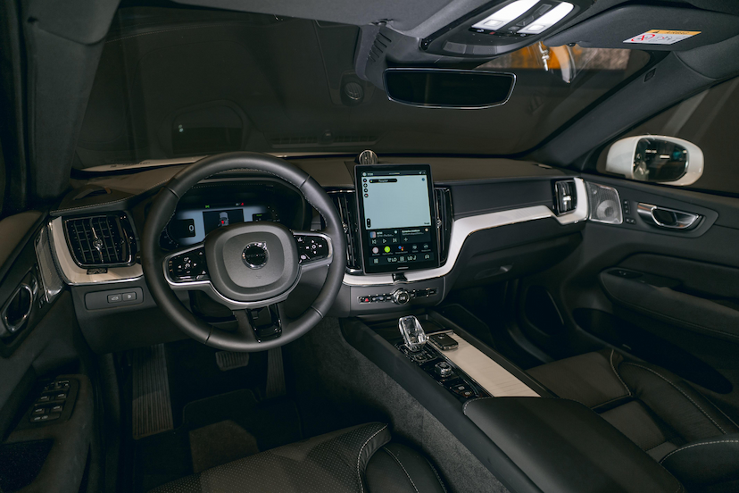 Foto do veículo VOLVO XC60 2.0 T8 PHEV ULTRA AWD GEARTRONIC 2026 100 KM 645.900,00