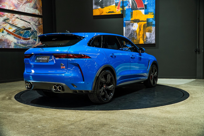 Foto do veículo JAGUAR F-PACE 5.0 V8 SUPERCHARGED SVR AWD 4P AUTOMÁTICO 2022 23.130 KM 549.900,00