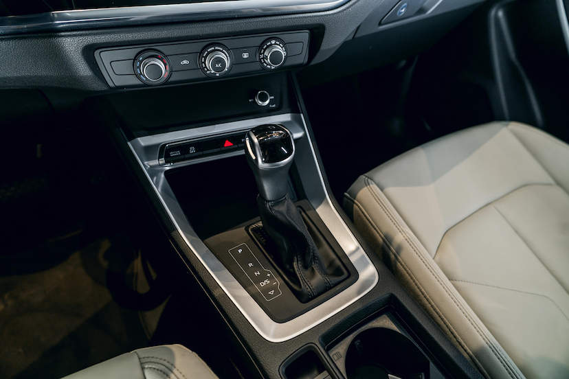 Foto do veículo AUDI Q3 1.4 35 TFSI GASOLINA PRESTIGE S TRONIC 2021 45.171 KM 158.900,00