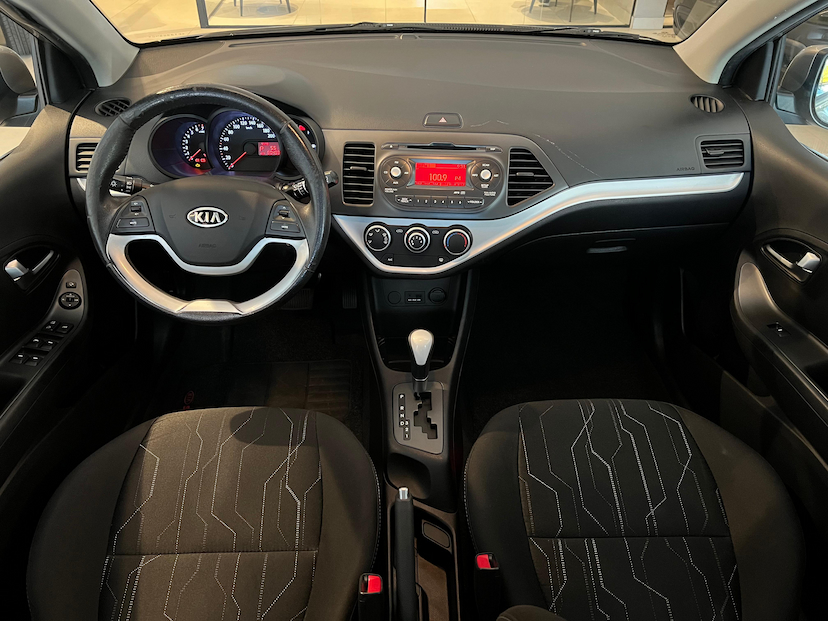 Foto do veículo KIA PICANTO 1.0 EX 12V FLEX 4P AUTOMÁTICO 2012 60.405 KM 47.900,00
