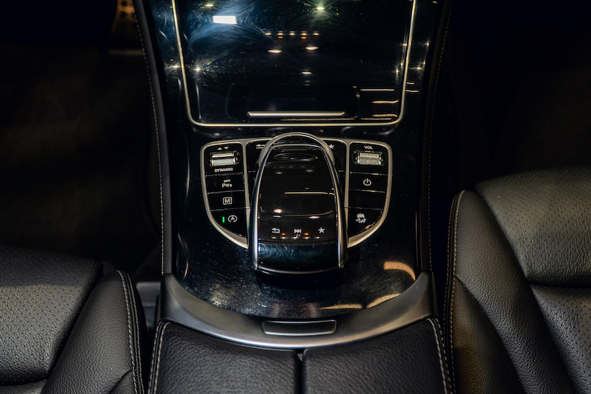 Foto do veículo MERCEDES-BENZ GLC 250 2.0 CGI GASOLINA COUPÉ 4MATIC 9G-TRONIC 2019 71.902 KM 214.900,00