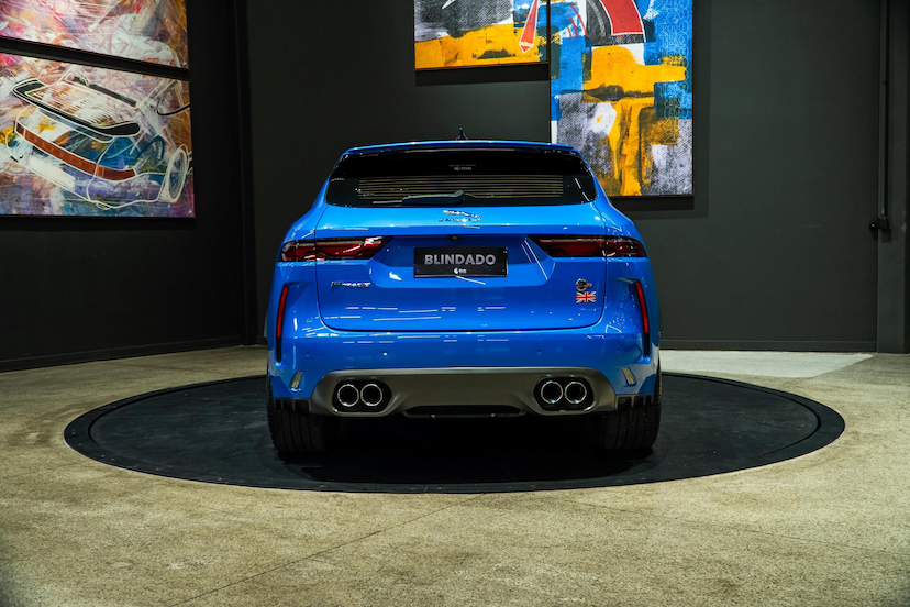 Foto do veículo JAGUAR F-PACE 5.0 V8 SUPERCHARGED SVR AWD 4P AUTOMÁTICO 2022 23.130 KM 549.900,00