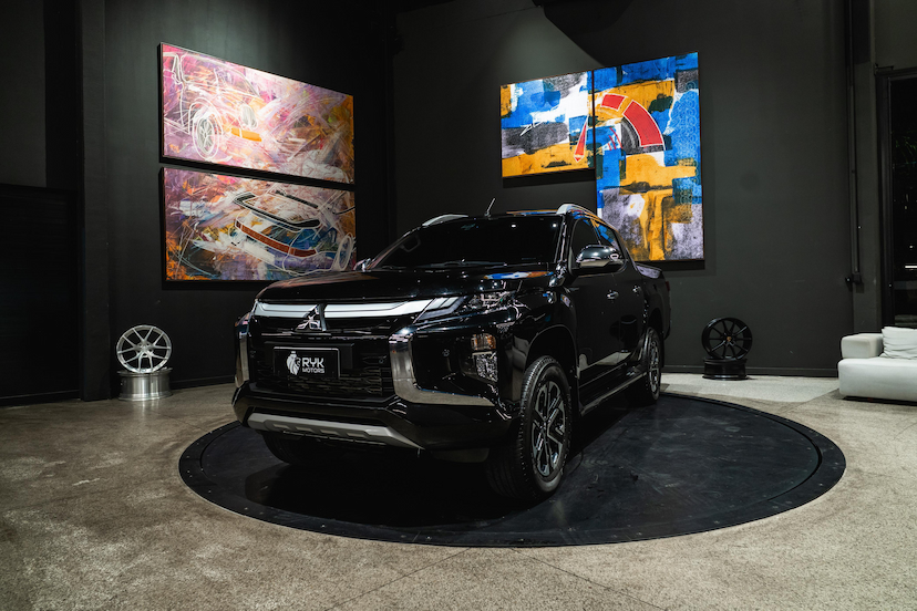 Foto do veículo MITSUBISHI L200 TRITON 2.4 16V TURBO DIESEL SPORT HPE-S CD 4P 4X4 AUTOMÁTICO 2023 85.433 KM 204.900,00