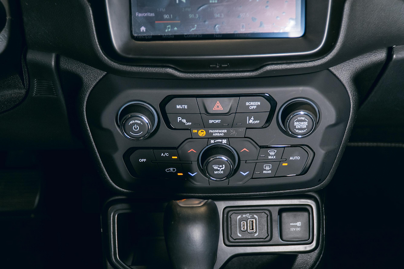 Foto do veículo JEEP RENEGADE 1.3 T270 TURBO FLEX AT6 2024 21.555 KM 109.900,00