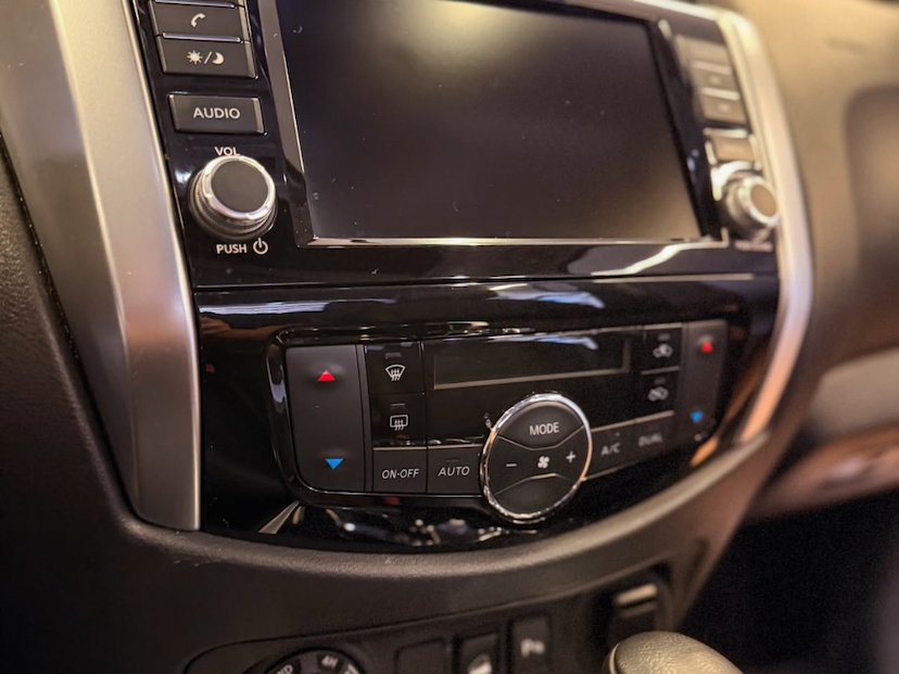 Foto do veículo NISSAN FRONTIER PLATI. CD  2.3 BI-TB DIES.AUT. 2023 151.097 KM 198.000,00