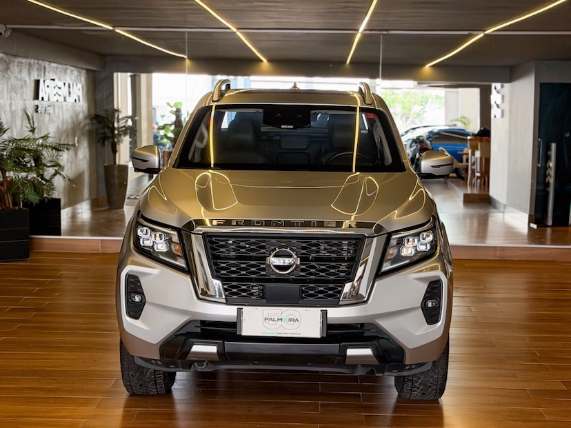 Foto do veículo NISSAN FRONTIER PLATI. CD  2.3 BI-TB DIES.AUT. 2023 151.097 KM 198.000,00
