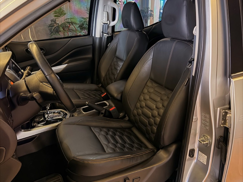 Foto do veículo NISSAN FRONTIER PLATI. CD  2.3 BI-TB DIES.AUT. 2023 151.097 KM 198.000,00
