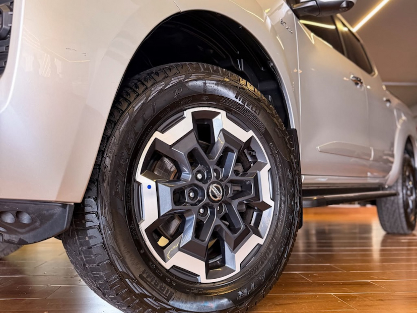Foto do veículo NISSAN FRONTIER PLATI. CD  2.3 BI-TB DIES.AUT. 2023 151.097 KM 198.000,00