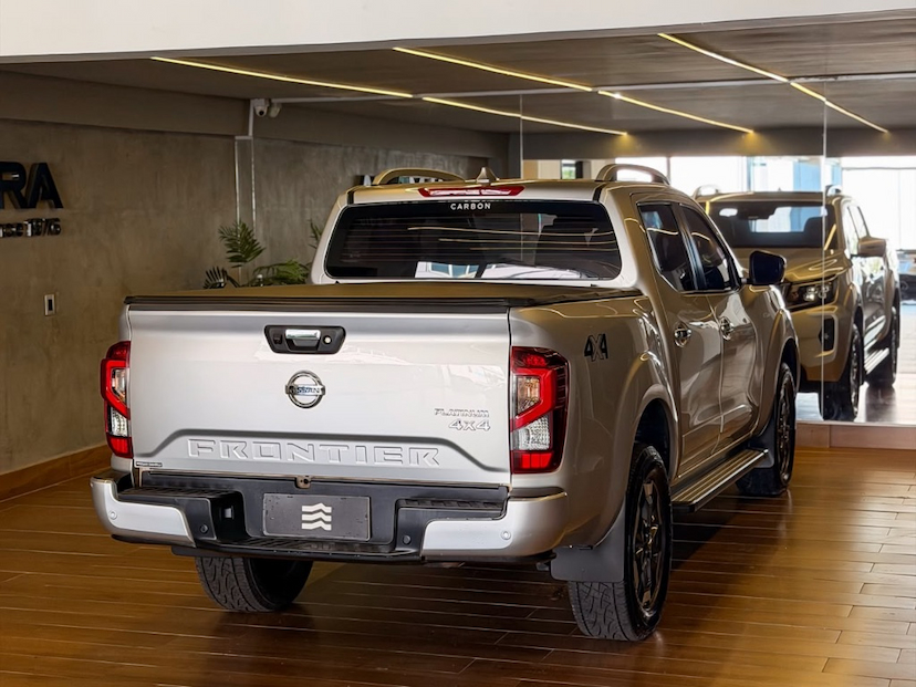 Foto do veículo NISSAN FRONTIER PLATI. CD  2.3 BI-TB DIES.AUT. 2023 151.097 KM 198.000,00