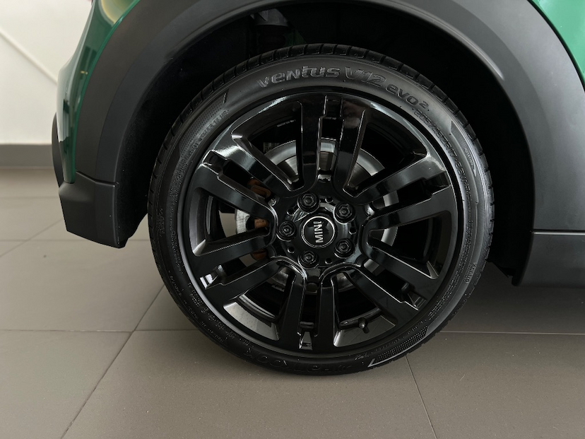 Foto do veículo MINI COOPER S 2.0 TURBO 16V 3P AUT. 2022 38.456 KM 150.000,00