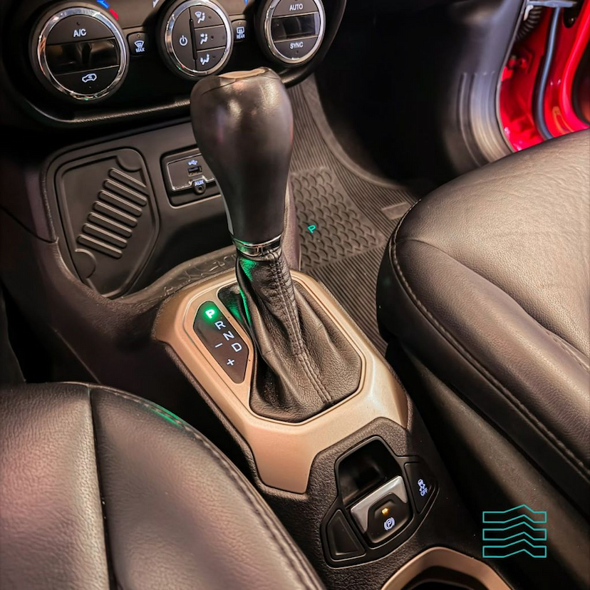 Foto do veículo JEEP RENEGADE 1.8 4X2 FLEX 16V AUT. 2016 80.068 KM 64.900,00