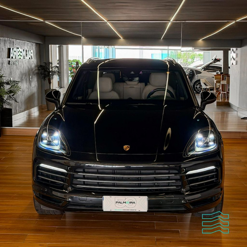 Foto do veículo PORSCHE CAYENNE 3.0 V6 (HíBRIDO) 2020 19.440 KM 499.000,00