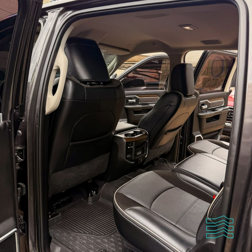 Foto do veículo RAM 2500 LARAMIE  6.7 TDI  CD 4X4 DIESEL 2024 28.129 KM 390.000,00