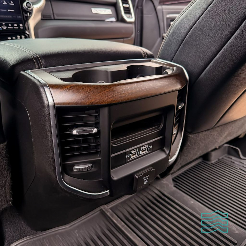 Foto do veículo RAM 2500 LARAMIE  6.7 TDI  CD 4X4 DIESEL 2024 28.129 KM 390.000,00