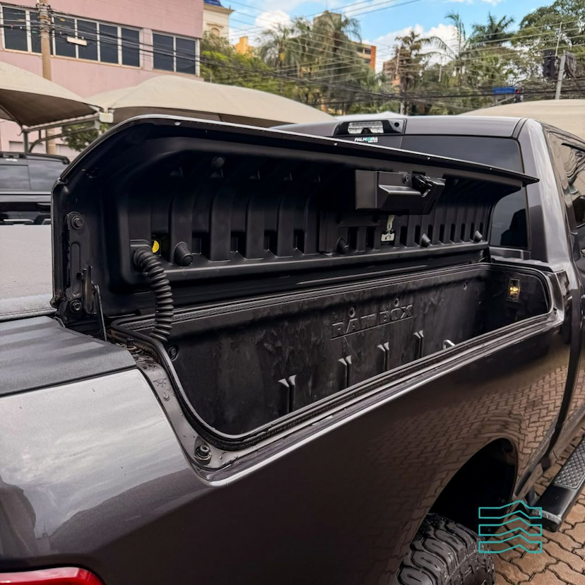 Foto do veículo RAM 2500 LARAMIE  6.7 TDI  CD 4X4 DIESEL 2024 28.129 KM 390.000,00