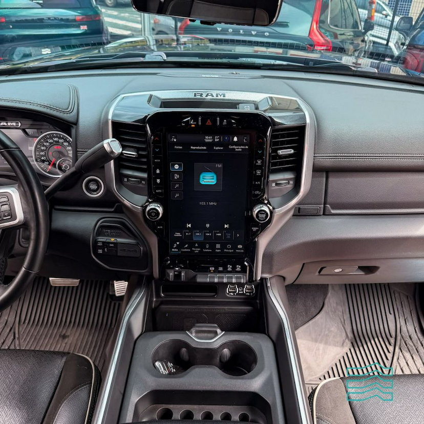 Foto do veículo RAM 2500 LARAM. 6.7 NIGHT ED. TB CD 4X4 DIE. 2022 57.362 KM 359.900,00