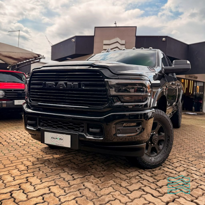 Foto do veículo RAM 2500 LARAM. 6.7 NIGHT ED. TB CD 4X4 DIE. 2022 57.362 KM 359.900,00