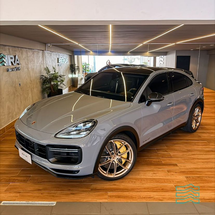 Foto do veículo PORSCHE CAYENNE TURBO GT 4.0 V8 2023 23.131 KM 949.000,00