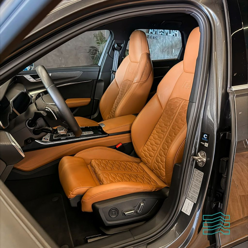 Foto do veículo AUDI RS6  2023 20.452 KM R$ 899.000,00