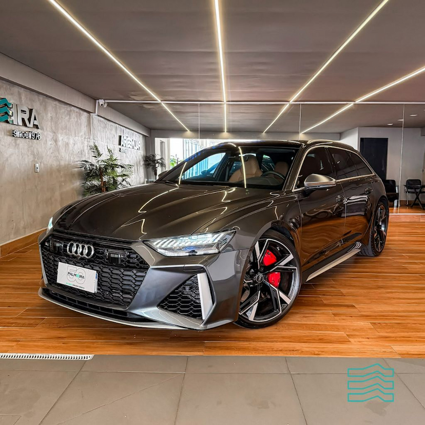 Foto do veículo AUDI RS6  2023 20.452 KM R$ 899.000,00