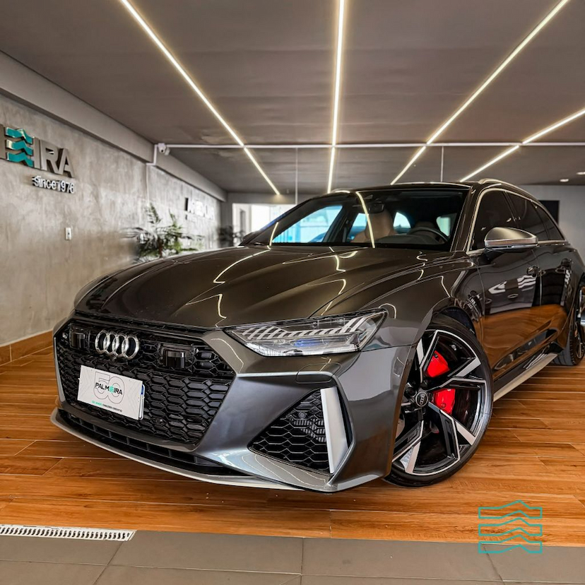 Foto do veículo AUDI RS6  2023 20.452 KM R$ 899.000,00