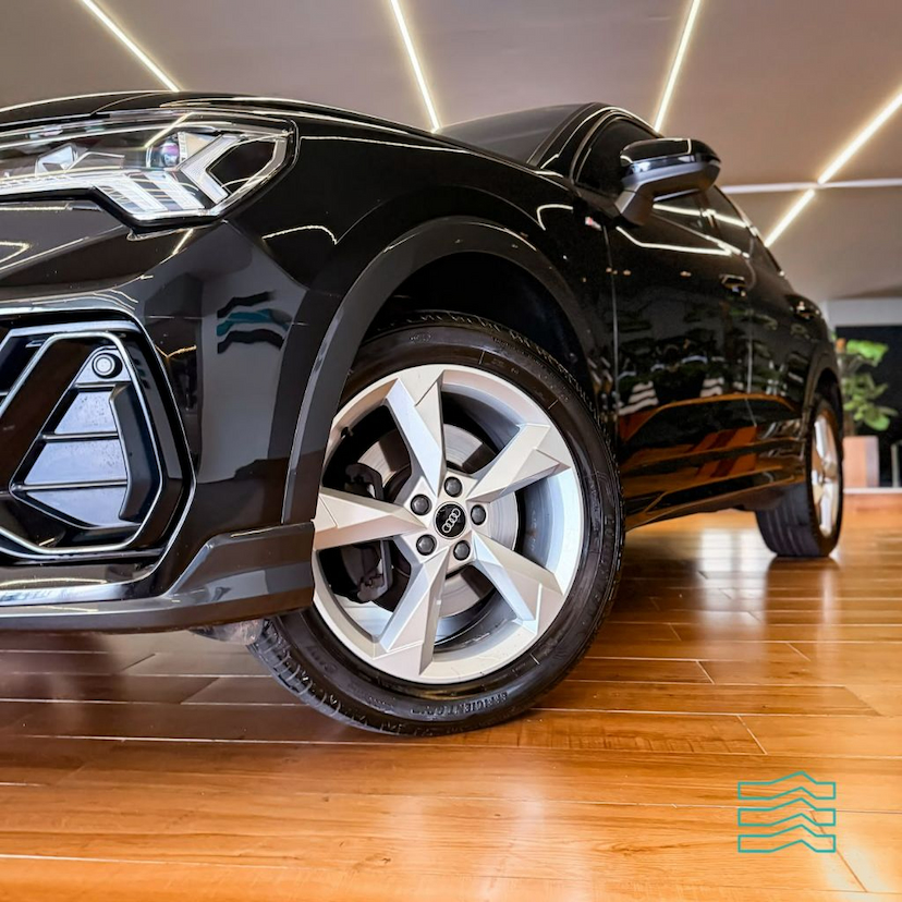Foto do veículo AUDI Q3  2022 92.468 KM R$ 175.000,00