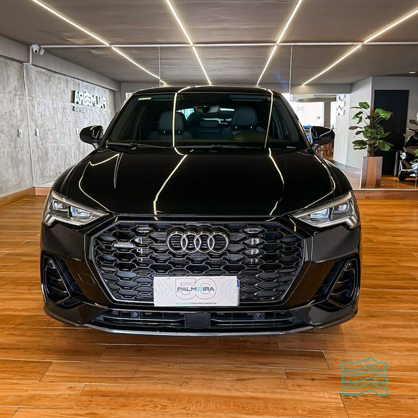 Foto do veículo AUDI Q3  2022 92.468 KM R$ 175.000,00