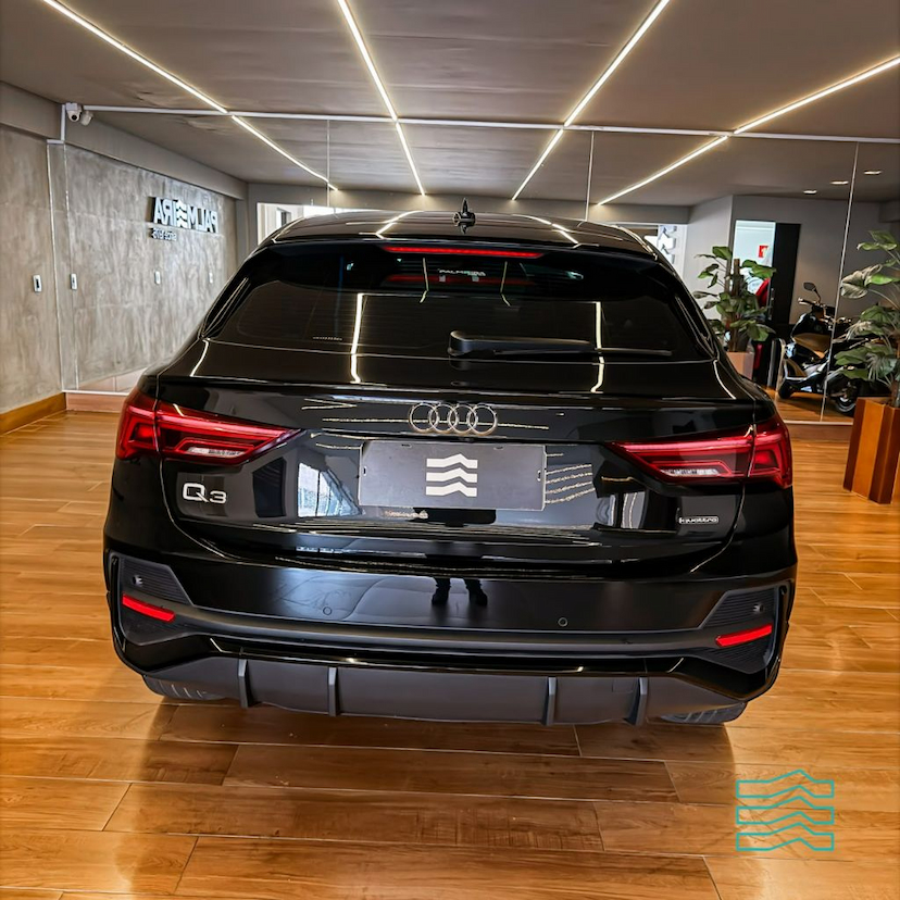 Foto do veículo AUDI Q3  2022 92.468 KM R$ 175.000,00