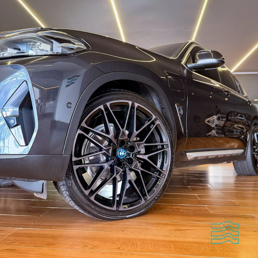 Foto do veículo BMW X3 XDRIVE 30E X-LINE TURBO AUT. (HíB.) 2023 0 KM 360.000,00