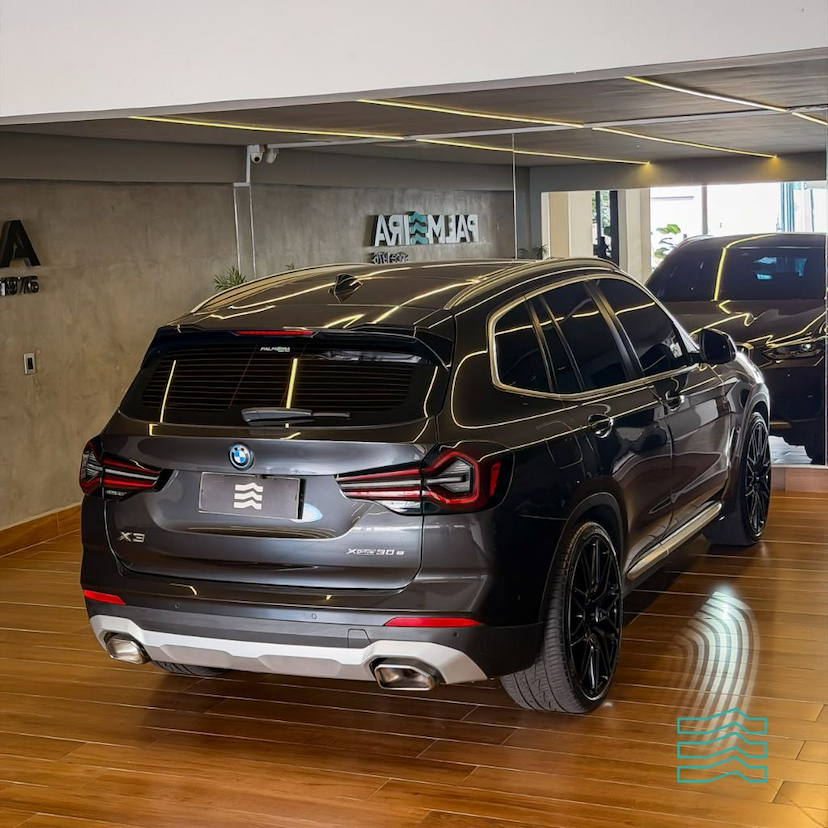 Foto do veículo BMW X3 XDRIVE 30E X-LINE TURBO AUT. (HíB.) 2023 0 KM 360.000,00