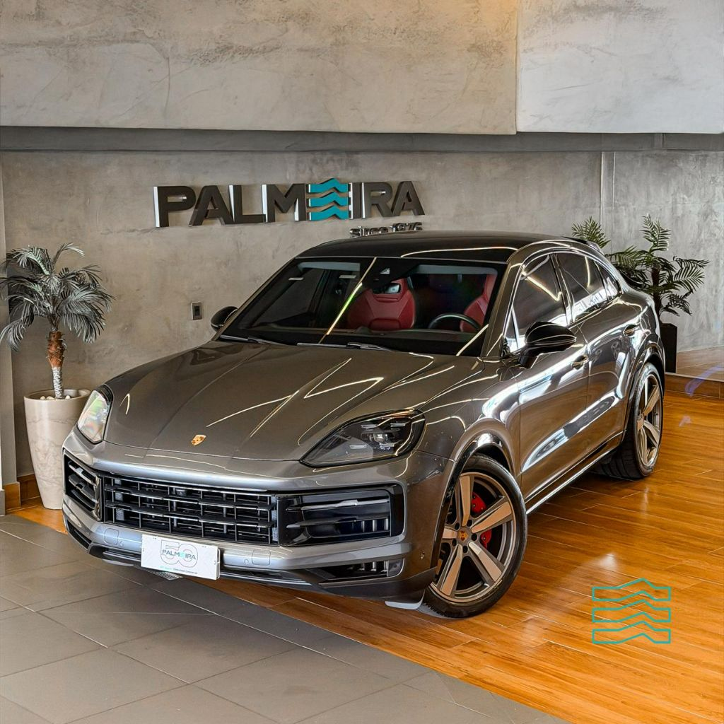 Foto do veículo PORSCHE CAYENNE S Coupe 4.0 V8 474cv 2023/2024 30.000 KM R$ 870.000,00