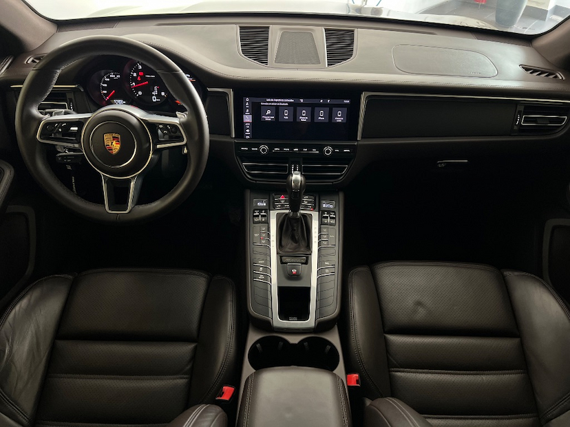 Foto do veículo PORSCHE MACAN 2.0 TURBO 2021 57.300 KM 360.000,00