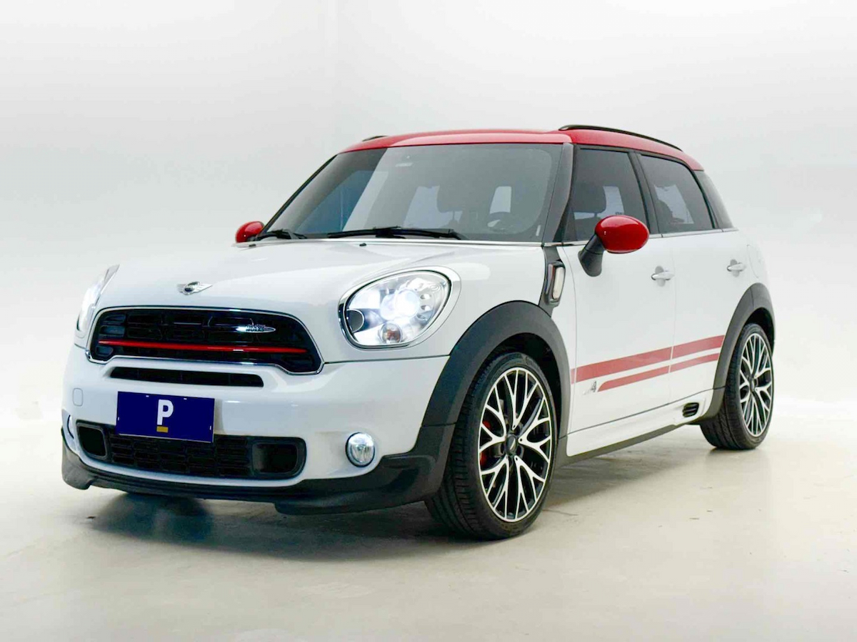 Foto do veículo MINI COUNTRYMAN 1.6 JOHN WORKS ALL4 16V GASOLINA 4P AUTOMÁTICO 2016/2015 76.568 KM R$ 106.900,00