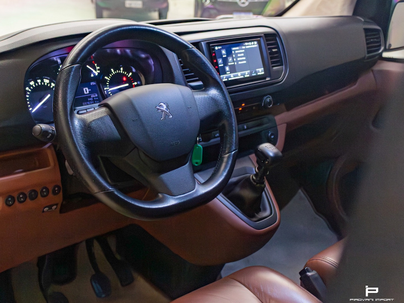 Foto do veículo PEUGEOT EXPERT 1.5 BLUEHDI DIESEL CARGO MANUAL 2022 26.000 KM 369.000,00