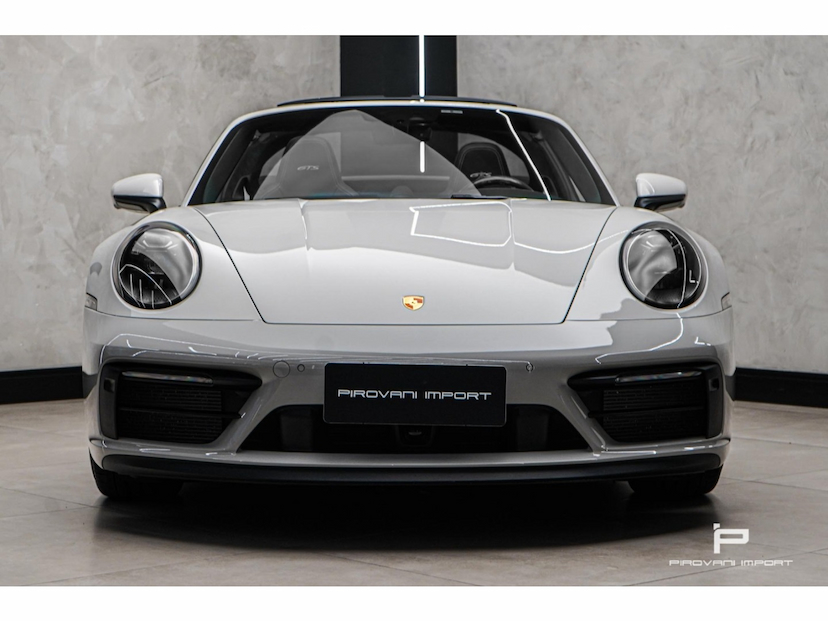 Foto do veículo PORSCHE 911 3.0 24V H6 GASOLINA TARGA 4 GTS PDK 2022 3.300 KM 1.039.000,00