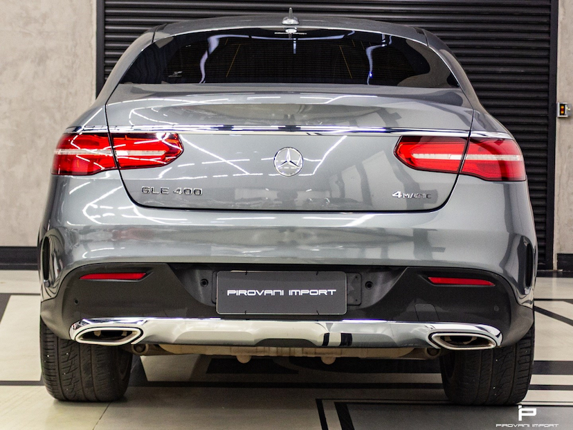 Foto do veículo MERCEDES-BENZ GLE 400 3.0 V6 GASOLINA HIGHWAY COUPÉ 4MATIC 9G-TRONIC 2019 64.700 KM 359.900,00