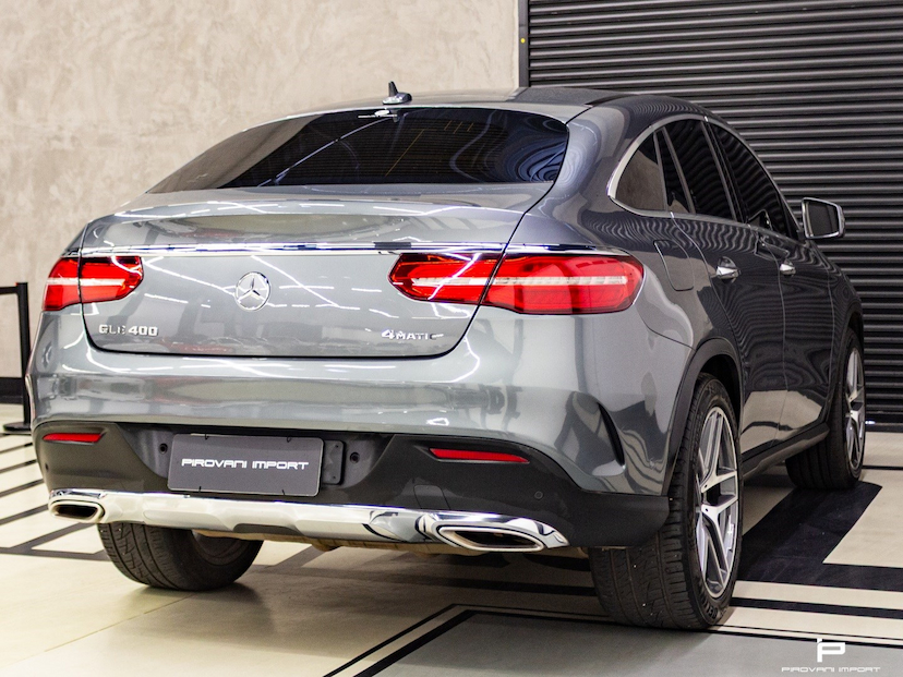 Foto do veículo MERCEDES-BENZ GLE 400 3.0 V6 GASOLINA HIGHWAY COUPÉ 4MATIC 9G-TRONIC 2019 64.700 KM 359.900,00