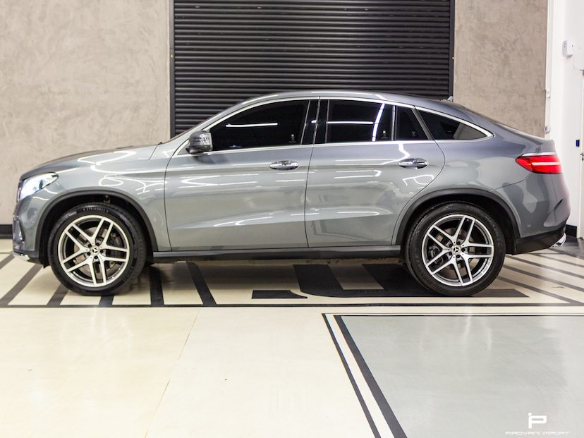 Foto do veículo MERCEDES-BENZ GLE 400 3.0 V6 GASOLINA HIGHWAY COUPÉ 4MATIC 9G-TRONIC 2019 64.700 KM 359.900,00