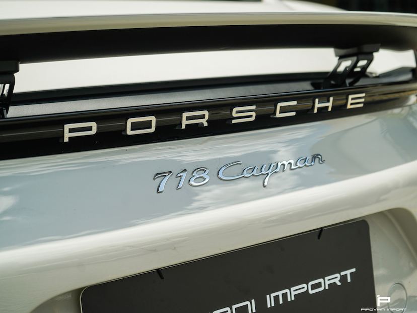 Foto do veículo PORSCHE 718 2.0 16V H4 GASOLINA CAYMAN PDK 2024 5.000 KM 529.000,00