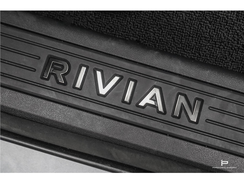 Foto do veículo RIVIAN R1T ELÉTRICO ADVENTURE 2023 0 KM 800.000,00