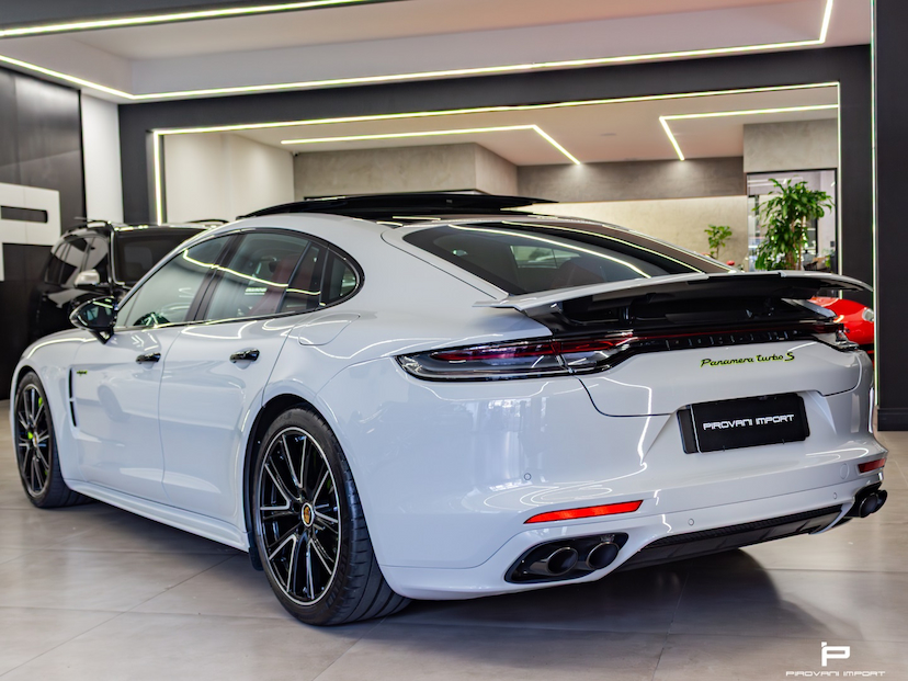 Foto do veículo PORSCHE PANAMERA 4.0 V8 E-HYBRID TURBO S PDK 2023 4.495 KM 1.150.000,00