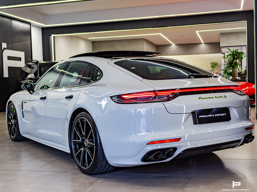 Foto do veículo PORSCHE PANAMERA 4.0 V8 E-HYBRID TURBO S PDK 2023 4.495 KM 1.150.000,00