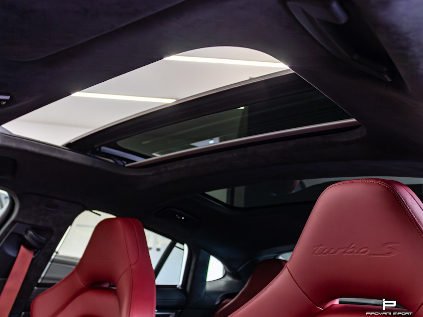 Foto do veículo PORSCHE PANAMERA 4.0 V8 E-HYBRID TURBO S PDK 2023 4.495 KM 1.150.000,00