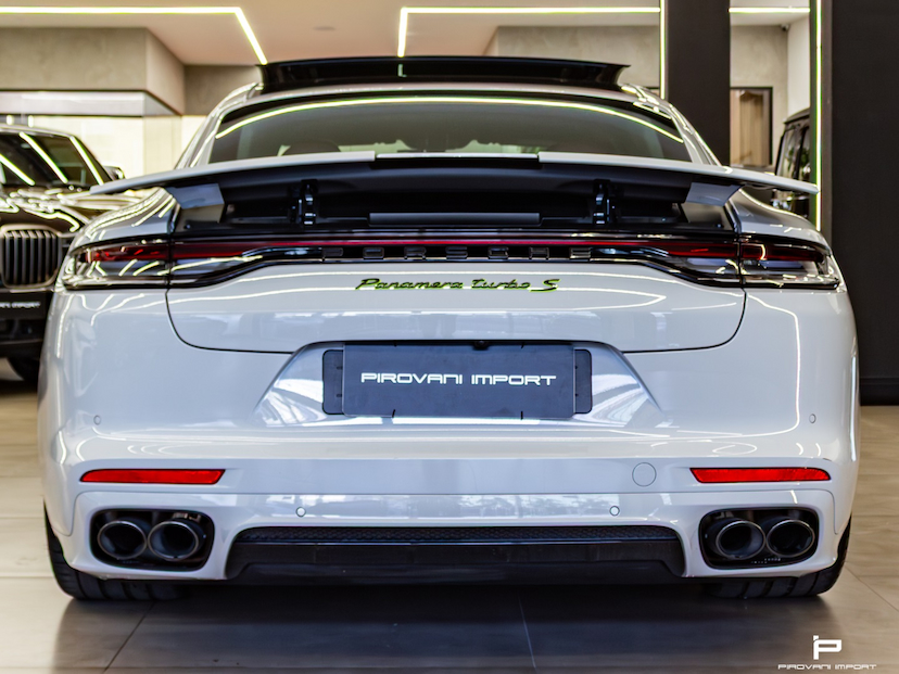 Foto do veículo PORSCHE PANAMERA 4.0 V8 E-HYBRID TURBO S PDK 2023 4.495 KM 1.150.000,00