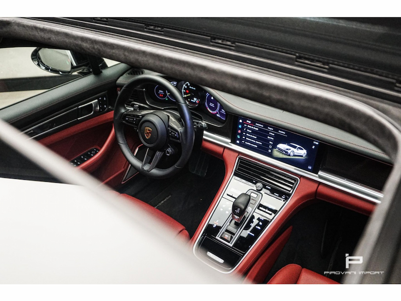 Foto do veículo PORSCHE PANAMERA 4.0 V8 E-HYBRID TURBO S PDK 2023 4.495 KM 1.150.000,00